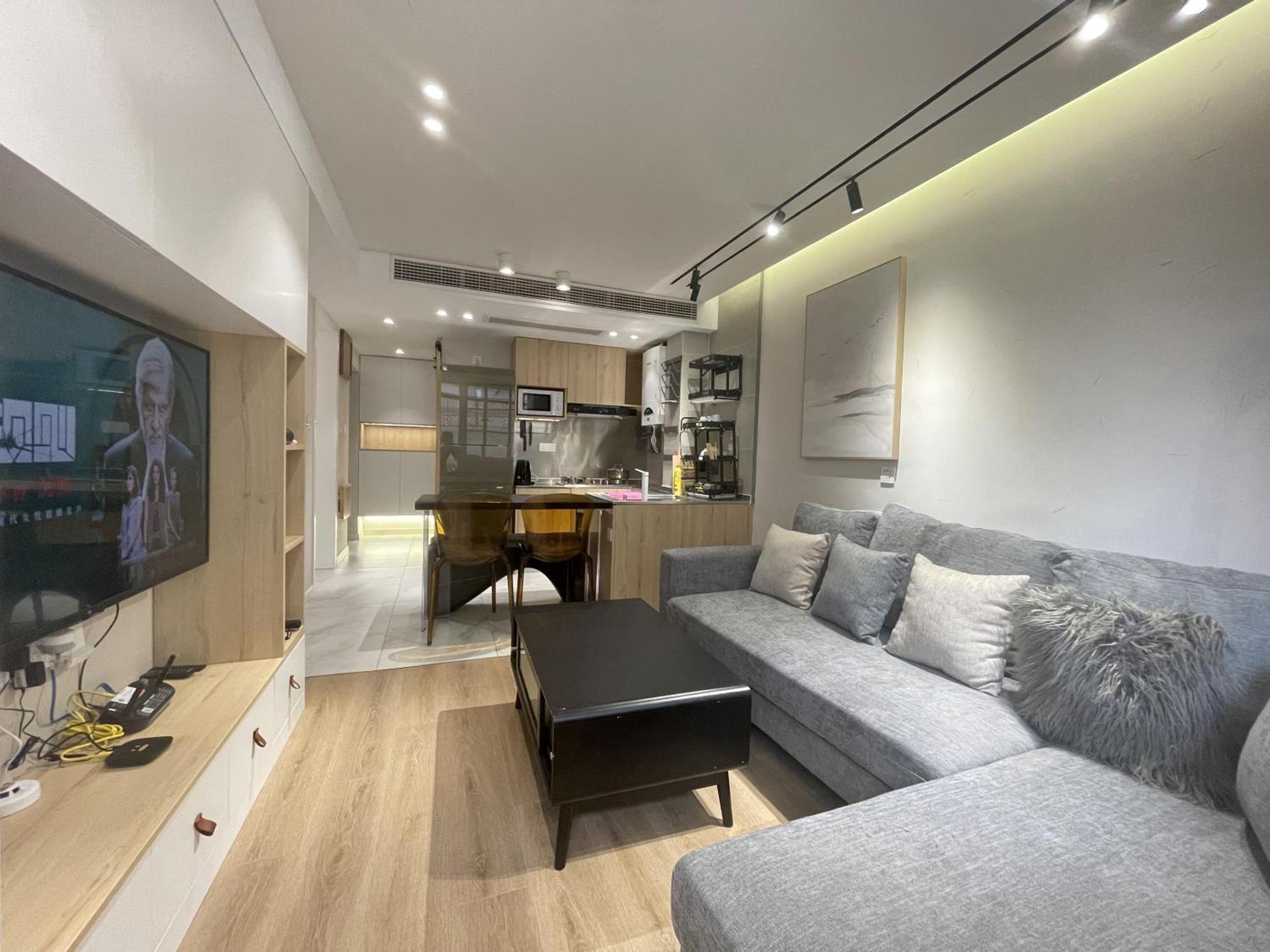 Apartment Book And Bed - Sml Center