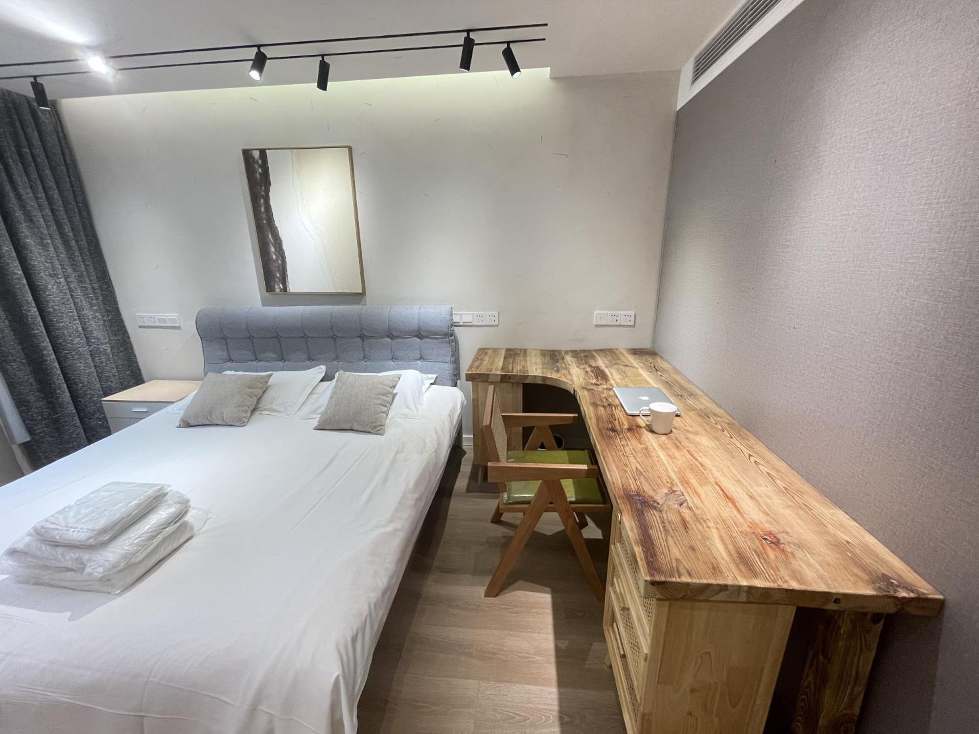 Book And Bed - Sml Center Apartment