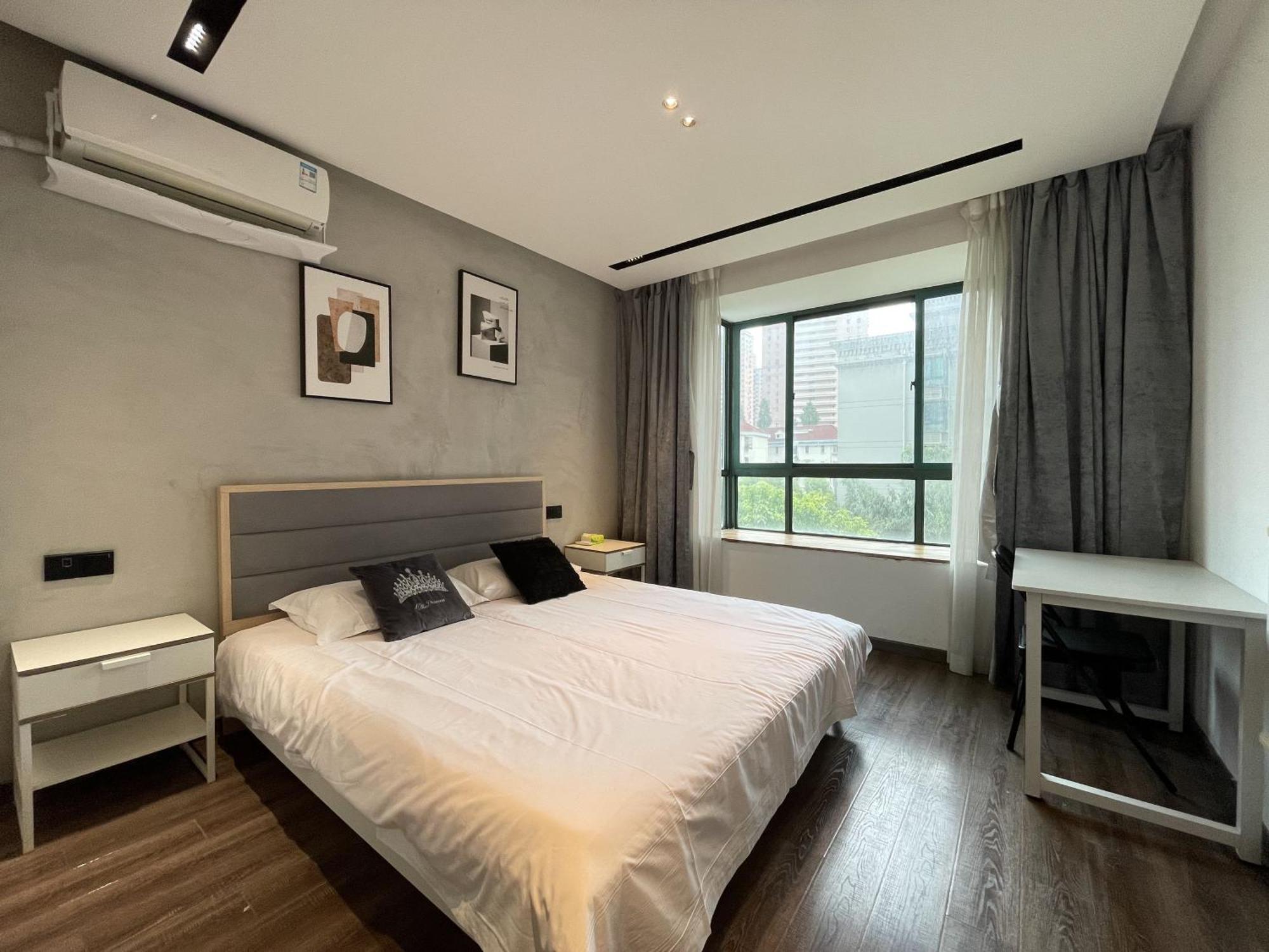 Book And Bed - Sml Center Apartment