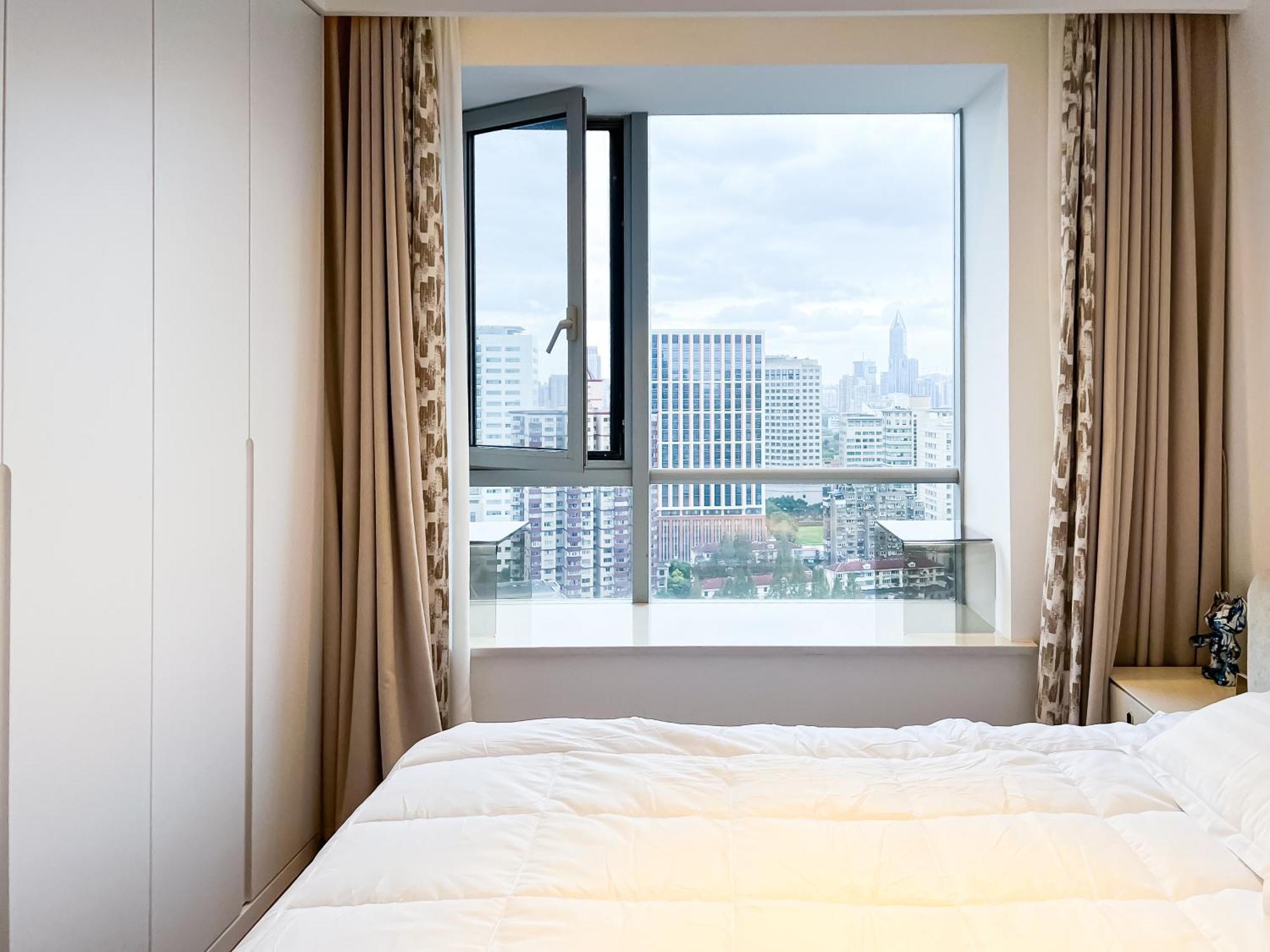Apartment Book And Bed - Sml Center Shanghai
