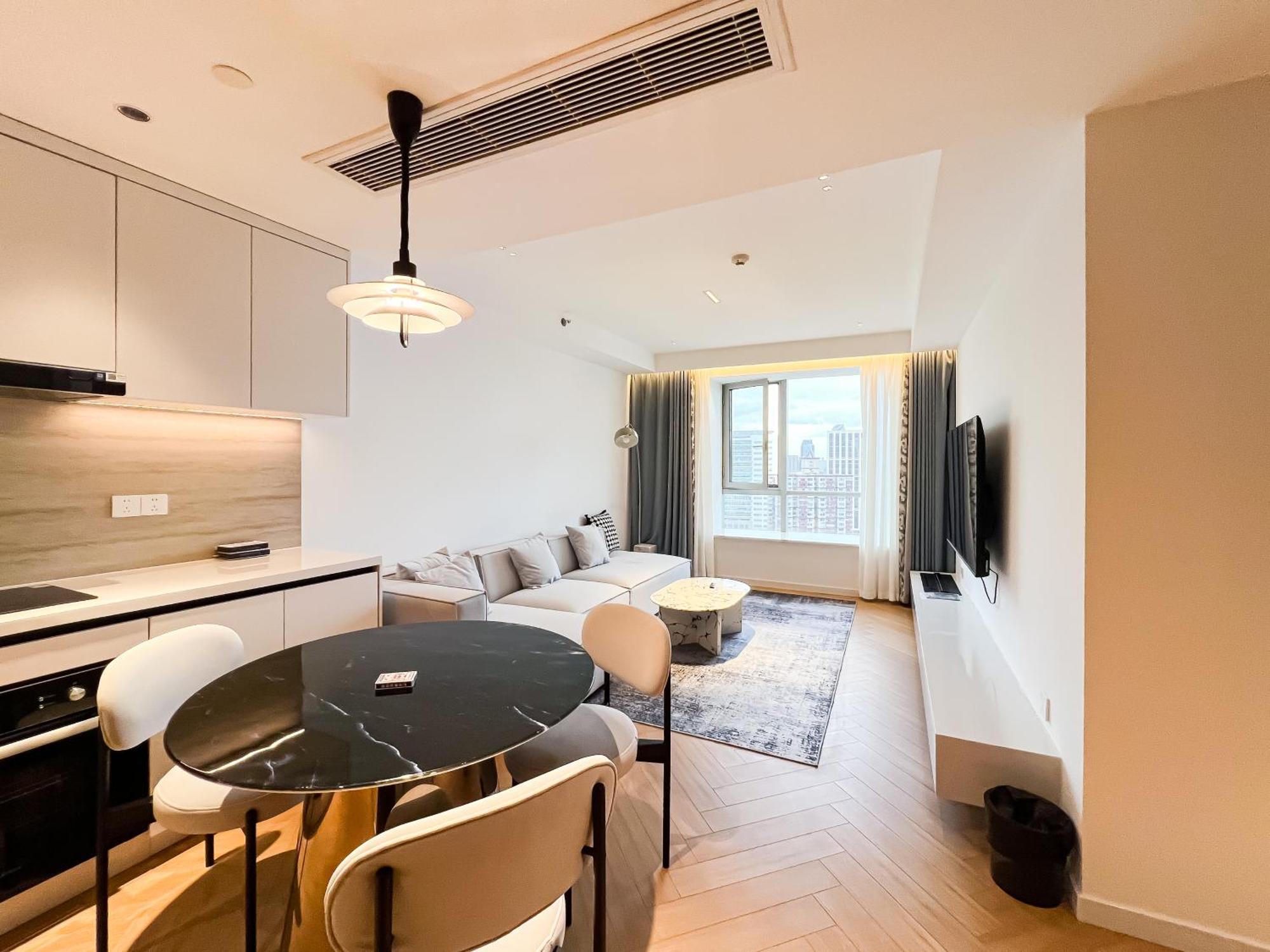 Book And Bed - Sml Center Apartment *
